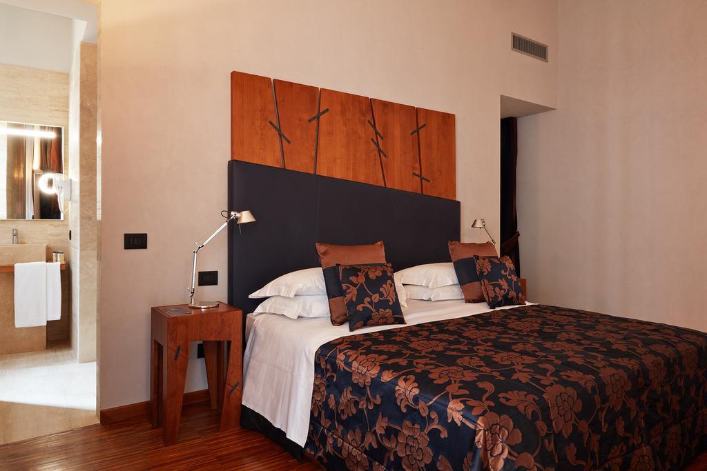Hotel The Code Rom