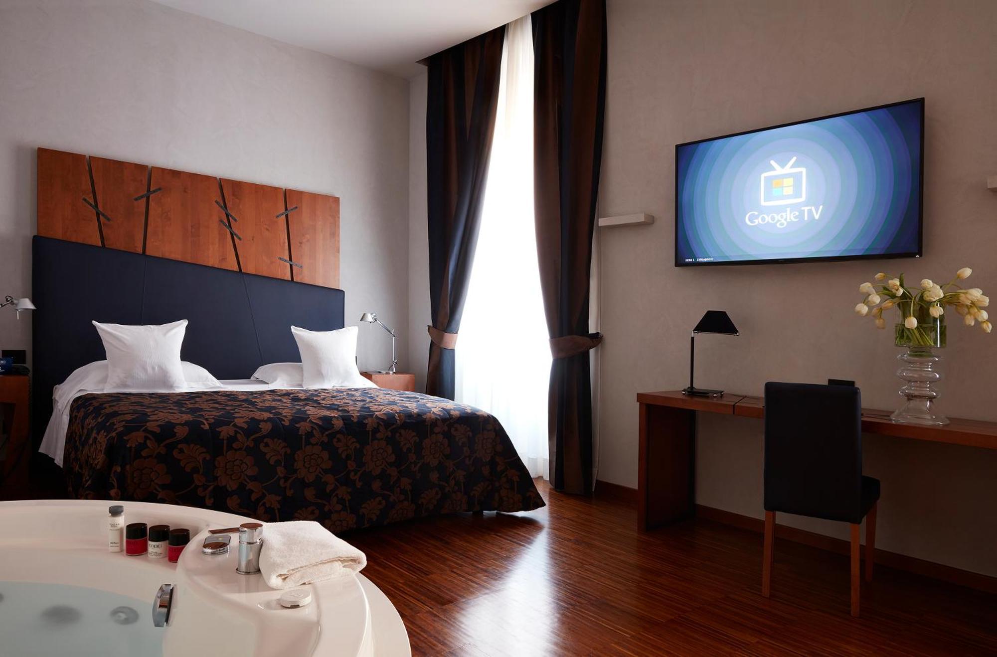Hotel The Code Rom