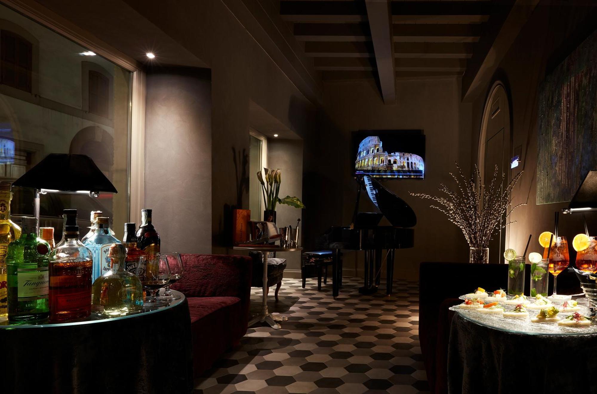 Hotel The Code Rom