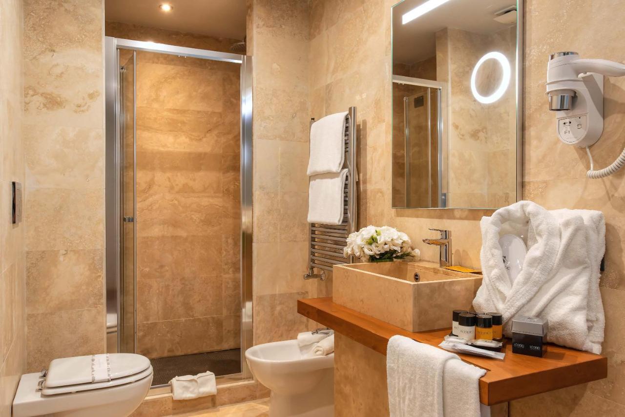 Hotel The Code Rom